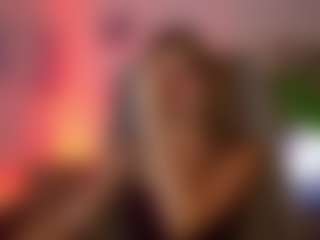 TinyTara's Live Sex Cam Show