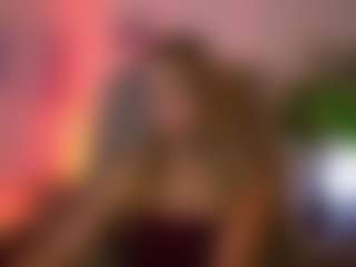 TinyTara's Live Sex Cam Show