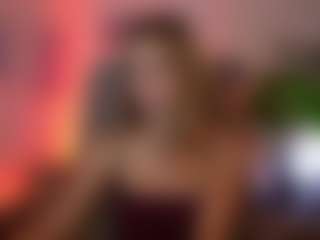 TinyTara's Live Sex Cam Show