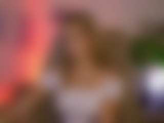 TinyTara's Live Sex Cam Show