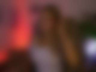 TinyTara's Live Sex Cam Show