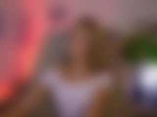 TinyTara's Live Sex Cam Show