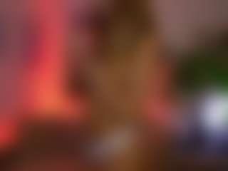TinyTara's Live Sex Cam Show