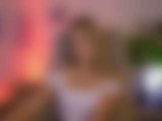 TinyTara's Live Sex Cam Show