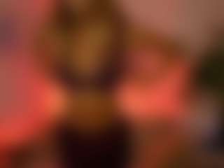 TinyTara's Live Sex Cam Show