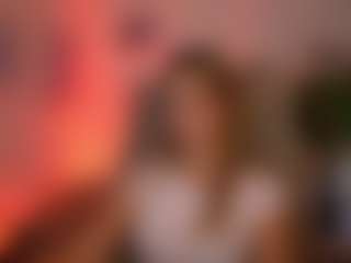TinyTara's Live Sex Cam Show
