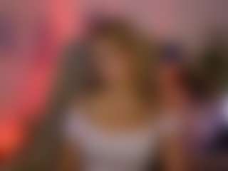 TinyTara's Live Sex Cam Show