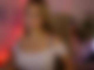 TinyTara's Live Sex Cam Show