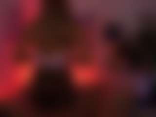 Live cam show with TinyTara - Blonde Hair on boobsie.com