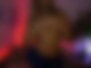 TinyTara's Live Sex Cam Show