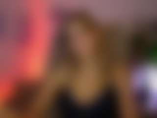 TinyTara's Live Sex Cam Show