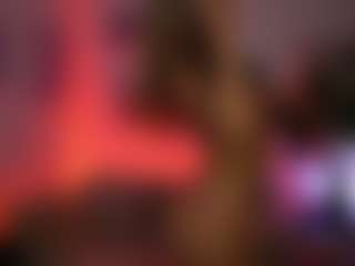 TinyTara's Live Sex Cam Show