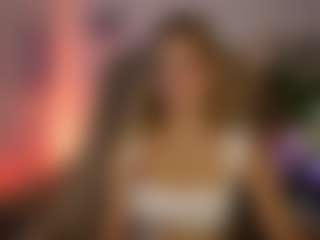TinyTara's Live Sex Cam Show