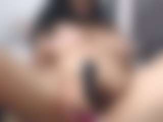 valentinarizz's Live Sex Cam Show