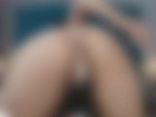 Live cam show with aribrunnet - New Shaved Pussy on xxxlivecams.org