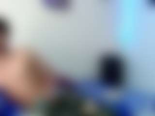Live cam show with BlakeSttone - Black Hair on Camming Site
