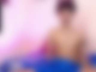 Live cam show with BlakeSttone - Smoking on StripNow