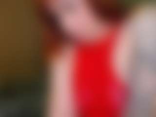 Live cam show with Eden - Middle Aged on Camming Site
