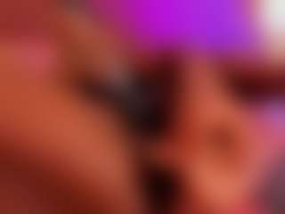 Live cam show with Emma-Dancer - Arab Young Adult on Camsoda