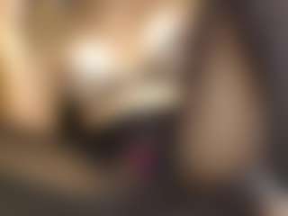 Live cam show with Heyitsyoss - BBW on liverealitysex.com