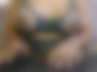 Heyitsyoss's Live Sex Cam Show