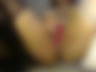 Heyitsyoss's Live Sex Cam Show