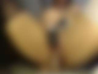Heyitsyoss's Live Sex Cam Show