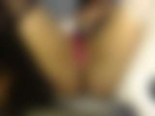 Heyitsyoss's Live Sex Cam Show