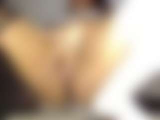 Heyitsyoss's Live Sex Cam Show