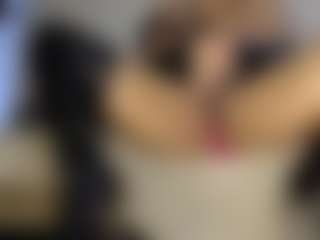 Live cam show with Heyitsyoss - Alt on Lustler