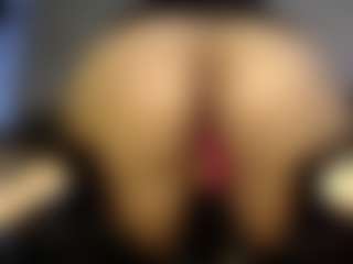 Heyitsyoss's Live Sex Cam Show