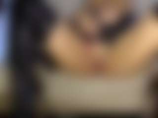 Heyitsyoss's Live Sex Cam Show