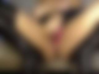 Heyitsyoss's Live Sex Cam Show