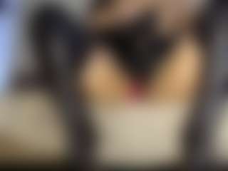 Heyitsyoss's Live Sex Cam Show