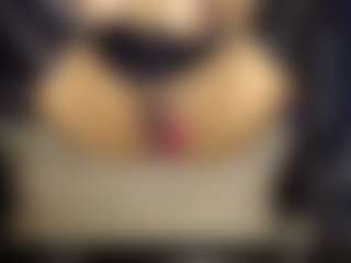 Heyitsyoss's Live Sex Cam Show