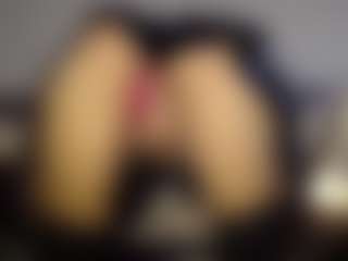 Heyitsyoss's Live Sex Cam Show