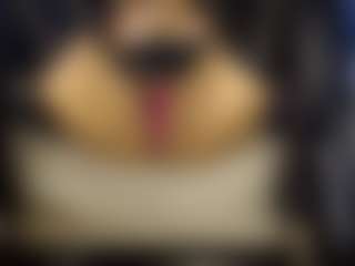 Heyitsyoss's Live Sex Cam Show