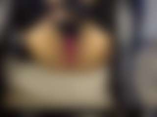 Heyitsyoss's Live Sex Cam Show