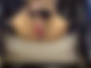 Heyitsyoss's Live Sex Cam Show