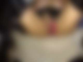 Heyitsyoss's Live Sex Cam Show
