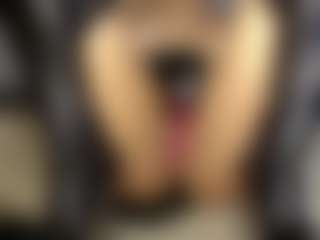 Heyitsyoss's Live Sex Cam Show