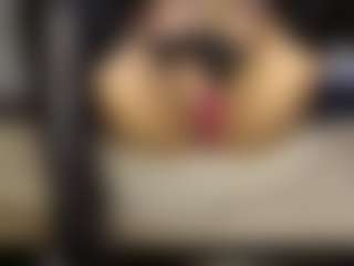 Heyitsyoss's Live Sex Cam Show