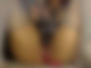 Heyitsyoss's Live Sex Cam Show