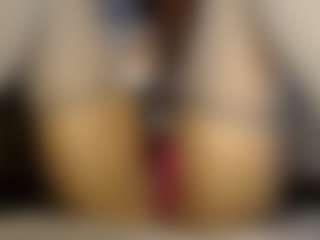 Heyitsyoss's Live Sex Cam Show