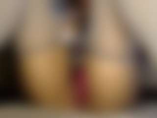 Heyitsyoss's Live Sex Cam Show