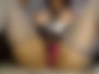 Heyitsyoss's Live Sex Cam Show