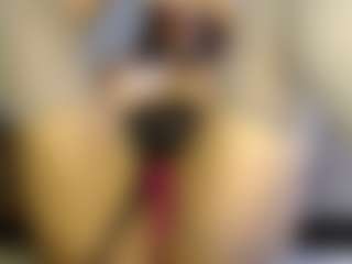 Heyitsyoss's Live Sex Cam Show