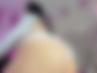 Live cam show with melissa-cruzz - Bedroom Mature on Hubzter Live