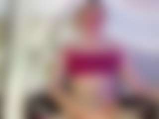 Live cam show with Saraypiink - Smoking on Camsoda
