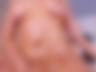 AlessiaBlazee30's Live Sex Cam Show